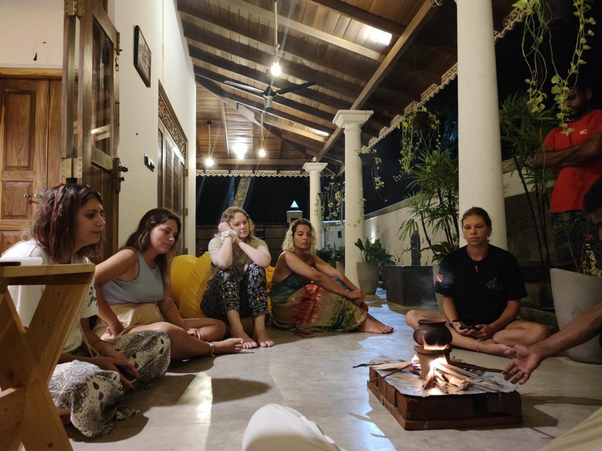 Sixth Sense Hostel อูนาวาตูนา ภายนอก รูปภาพ